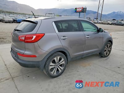 Trzecie zdjęcie samochodu z tyłu: 2011 KIA SPORTAGE EX VIN:KNDPC3A20B7013705 - miniatura