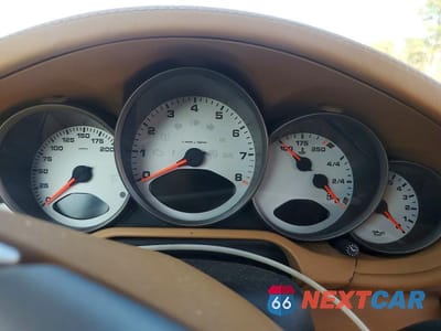 Zdjęcie 9 z 13 samochodu: 2006 PORSCHE 911 CARRERA S VIN:WP0AB299X6S740101 - miniatura
