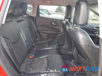 Zdjęcie 11 z 13 samochodu: 2019 JEEP COMPASS LATITUDE VIN:3C4NJDBB4KT740570 - miniatura
