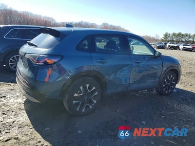 Trzecie zdjęcie samochodu z tyłu: 2026 HONDA HR-V EXL VIN:3CZRZ2H77TM722538 - miniatura
