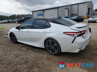 Drugie zdjęcie samochodu z przodu: 2020 TOYOTA CAMRY XSE VIN:4T1K61AK1LU332941 - miniatura