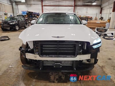 Piąte zdjęcie samochodu w środku: 2025 GENESIS GV70 2.5T STANDARD VIN:KMUMADTB5SU175176 - miniatura