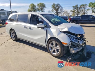 Czwarte zdjęcie samochodu z boku: 2020 HONDA ODYSSEY EX VIN:5FNRL6H53LB061804 - miniatura