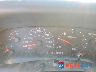 Zdjęcie 9 z 12 samochodu: 2003 FORD F350 SRW SUPER DUTY VIN:3FTSX31L03MB47015 - miniatura