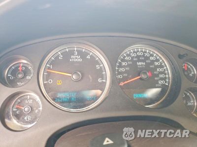 Zdjęcie 9 z 12 samochodu: 2010 GMC YUKON DENALI VIN:1GKUKEEF8AR278118 - miniatura