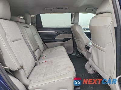Zdjęcie 11 z 14 samochodu: 2016 TOYOTA HIGHLANDER LE PLUS VIN:5TDBKRFH2GS226164 - miniatura