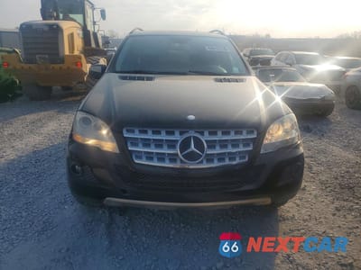 Piąte zdjęcie samochodu w środku: 2009 MERCEDES-BENZ ML 350 VIN:4JGBB86E59A499904 - miniatura