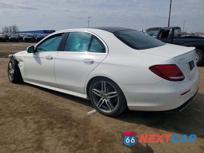 Drugie zdjęcie samochodu z przodu: 2018 MERCEDES-BENZ E 300 4MATIC VIN:WDDZF4KB3JA399399 - miniatura