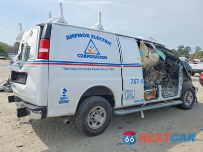 Trzecie zdjęcie samochodu z tyłu: 2023 CHEVROLET EXPRESS 2500 CARGO UTILITY / SERVICE VAN VIN:1GCWGAFP2P1229915 - miniatura