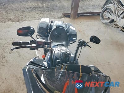 Piąte zdjęcie samochodu w środku: 2019 HARLEY-DAVIDSON FLTRXS VIN:1HD1KTP18KB616775 - miniatura