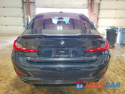Zdjęcie 6 z 12 samochodu: 2019 BMW 330XI VIN:3MW5R7J50K8B02080 - miniatura