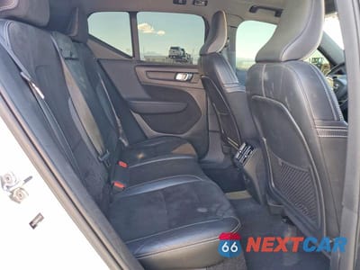 Zdjęcie 11 z 14 samochodu: 2021 VOLVO XC40 T4 R-DESIGN VIN:YV4AC2HM6M2487226 - miniatura