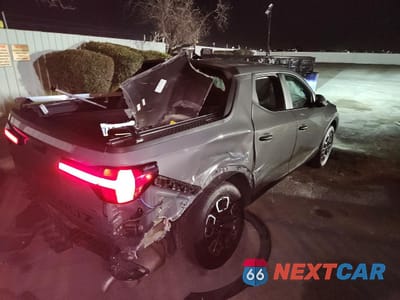 Trzecie zdjęcie samochodu z tyłu: 2024 HYUNDAI SANTA CRUZ SEL VIN:5NTJBDAE0RH078845 - miniatura