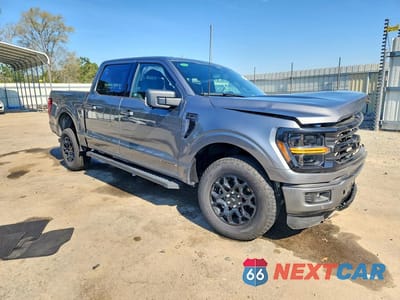 Czwarte zdjęcie samochodu z boku: 2024 FORD F150 XLT VIN:1FTFW3LD3RFB81632 - miniatura