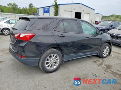 Trzecie zdjęcie samochodu z tyłu: 2021 CHEVROLET EQUINOX LS VIN:2GNAXHEV8M6161669 - miniatura