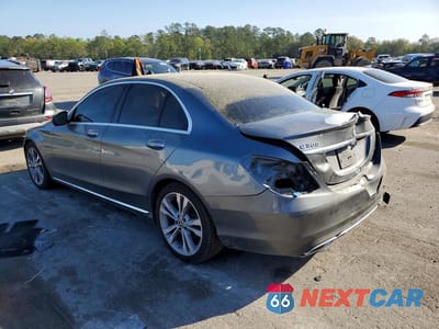 Drugie zdjęcie samochodu z przodu: 2018 MERCEDES-BENZ C 300 VIN:55SWF4JB6JU249677 - miniatura