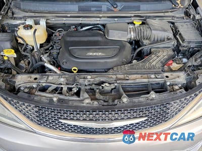 Zdjęcie 12 z 12 samochodu: 2018 CHRYSLER PACIFICA TOURING L VIN:2C4RC1BG4JR110829 - miniatura