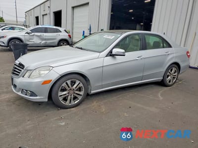 2010 MERCEDES-BENZ E 350 4MATIC WDDHF8HB5AA261745 - główne zdjęcie licytacji z USA - miniatura