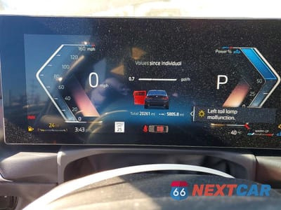 Zdjęcie 9 z 13 samochodu: 2025 BMW 330I VIN:3MW69CW02S8F09344 - miniatura