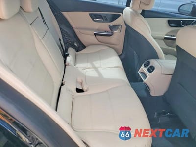 Zdjęcie 10 z 12 samochodu: 2023 MERCEDES-BENZ C 300 VIN:W1KAF4GB4PR129792 - miniatura