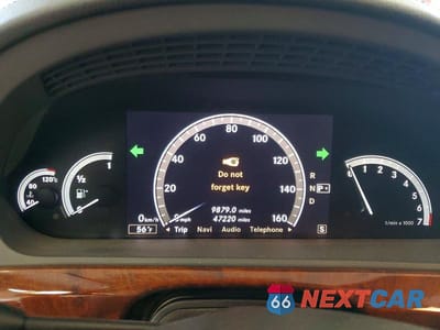 Zdjęcie 9 z 13 samochodu: 2007 MERCEDES-BENZ S 550 VIN:WDDNG71X97A067812 - miniatura