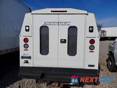 Zdjęcie 6 z 11 samochodu: 2017 CHEVROLET EXPRESS UTILITY / SERVICE TRUCK VIN:1GB0GRFG6H1158213 - miniatura