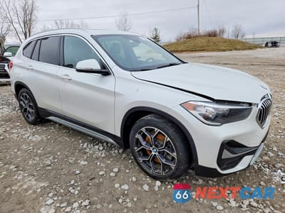 Czwarte zdjęcie samochodu z boku: 2021 BMW X1 XDRIVE28I VIN:WBXJG9C04M5T98616 - miniatura