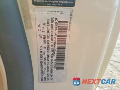 Zdjęcie 13 z 13 samochodu: 2006 VOLKSWAGEN NEW BEETLE CONVERTIBLE OPTION PACKAGE 1 VIN:3VWRF31Y96M313563 - miniatura