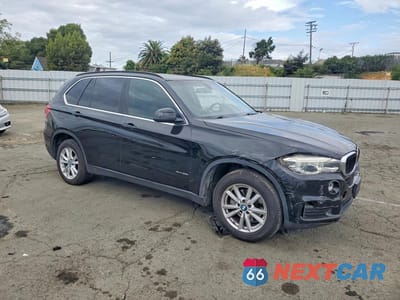 Czwarte zdjęcie samochodu z boku: 2015 BMW X5 XDRIVE35I VIN:5UXKR0C51F0P14670 - miniatura