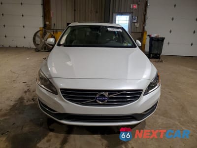 Piąte zdjęcie samochodu w środku: 2015 VOLVO S60 PREMIER VIN:YV1612TB4F2301782 - miniatura