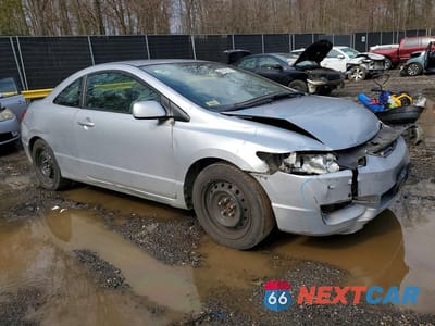 Czwarte zdjęcie samochodu z boku: 2010 HONDA CIVIC LX VIN:2HGFG1B62AH517148 - miniatura