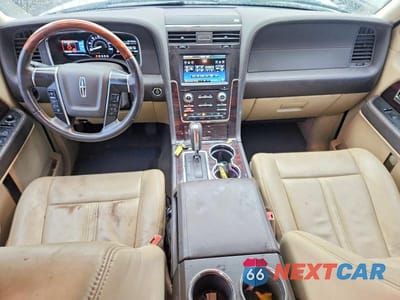 Zdjęcie 8 z 12 samochodu: 2015 LINCOLN NAVIGATOR L VIN:5LMJJ3JT3FEJ07320 - miniatura