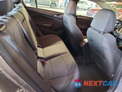 Zdjęcie 10 z 11 samochodu: 2018 CHEVROLET CRUZE LT VIN:1G1BE5SM9J7234968 - miniatura