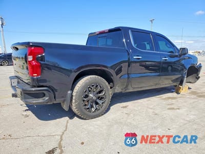 Trzecie zdjęcie samochodu z tyłu: 2019 CHEVROLET SILVERADO K1500 HIGH COUNTRY VIN:1GCUYHED7KZ156457 - miniatura