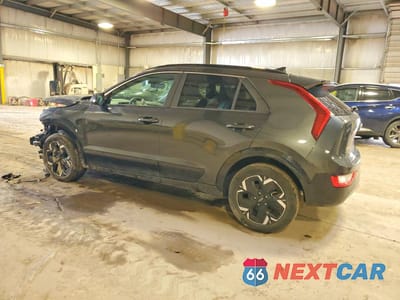 Drugie zdjęcie samochodu z przodu: 2023 KIA NIRO EV VIN:KNDCR3L16P5053288 - miniatura