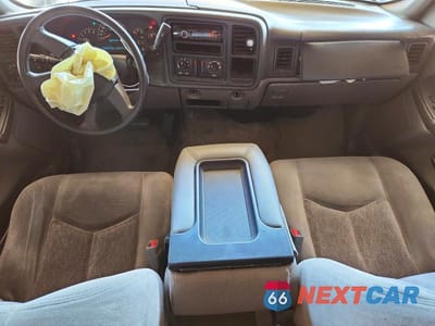 Zdjęcie 8 z 12 samochodu: 2003 CHEVROLET TAHOE C1500 VIN:1GNEC13V83R263922 - miniatura