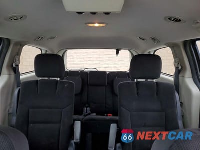 Zdjęcie 10 z 13 samochodu: 2018 DODGE GRAND CARAVAN SE VIN:2C4RDGBG6JR161278 - miniatura