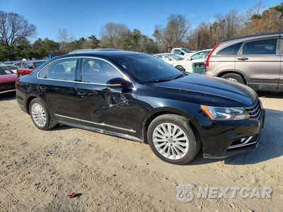 Czwarte zdjęcie samochodu z boku: 2016 VOLKSWAGEN PASSAT SE VIN:1VWBT7A39GC007164 - miniatura