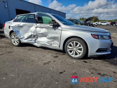 Czwarte zdjęcie samochodu z boku: 2019 CHEVROLET IMPALA LT VIN:1G11Z5S36KU128696 - miniatura