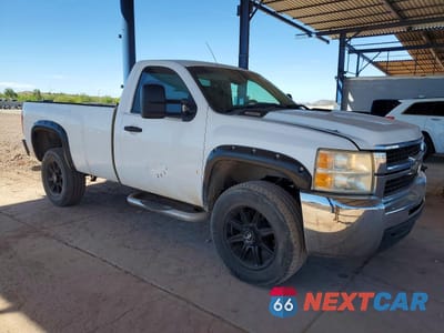 Czwarte zdjęcie samochodu z boku: 2007 CHEV SILVERADO VIN:1GCHK24K77E533383 - miniatura