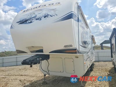 Zdjęcie 9 z 10 samochodu: 2013 KEYSTONE MONTANA CAMPER VIN:4YDF35821D4700593 - miniatura