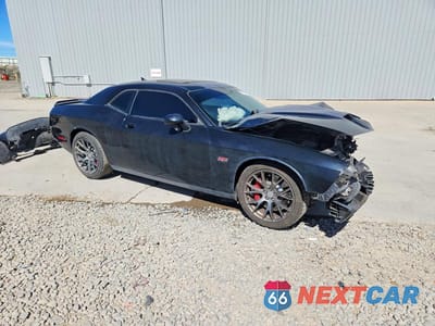 Czwarte zdjęcie samochodu z boku: 2015 DODGE CHALLENGER SRT 392 VIN:2C3CDZDJ9FH905869 - miniatura