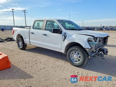 Czwarte zdjęcie samochodu z boku: 2023 FORD F150 SUPERCREW VIN:1FTFW1E50PKE21153 - miniatura