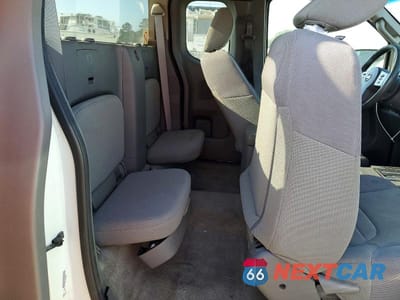 Zdjęcie 10 z 11 samochodu: 2015 NISSAN FRONTIER S VIN:1N6BD0CTXFN727674 - miniatura