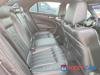 Zdjęcie 10 z 12 samochodu: 2018 CHRYSLER 300 S VIN:2C3CCAGG9JH314292 - miniatura