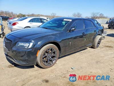 2019 CHRYSLER 300 S 2C3CCABG9KH538851 - główne zdjęcie licytacji z USA - miniatura