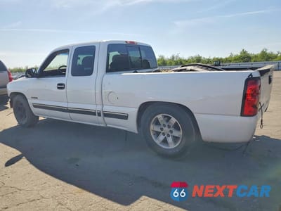 Drugie zdjęcie samochodu z przodu: 2002 CHEVROLET SILVERADO C1500 VIN:2GCEC19V421423074 - miniatura