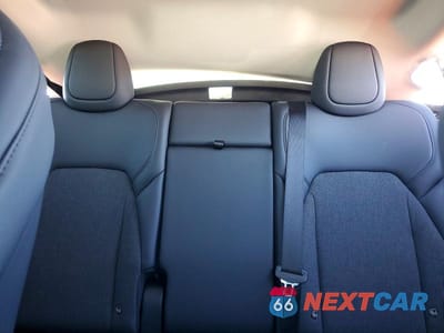 Zdjęcie 10 z 13 samochodu: 2026 TESLA MODEL Y VIN:7SAYGDED1TA606026 - miniatura