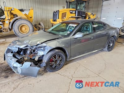 2004 PONTIAC GRAND PRIX GTP 2G2WR524341359032 - główne zdjęcie licytacji z USA - miniatura