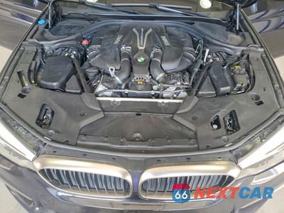 Zdjęcie 11 z 11 samochodu: 2018 BMW M550XI VIN:WBAJB9C53JB035113 - miniatura